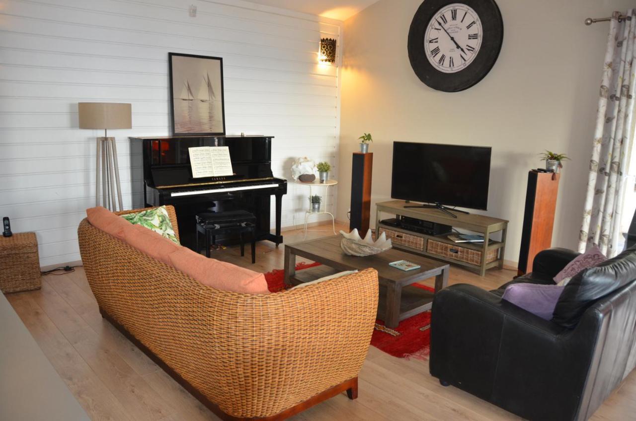 Ferienwohnung Au Claire De L'Eau Saint-Leu Exterior foto