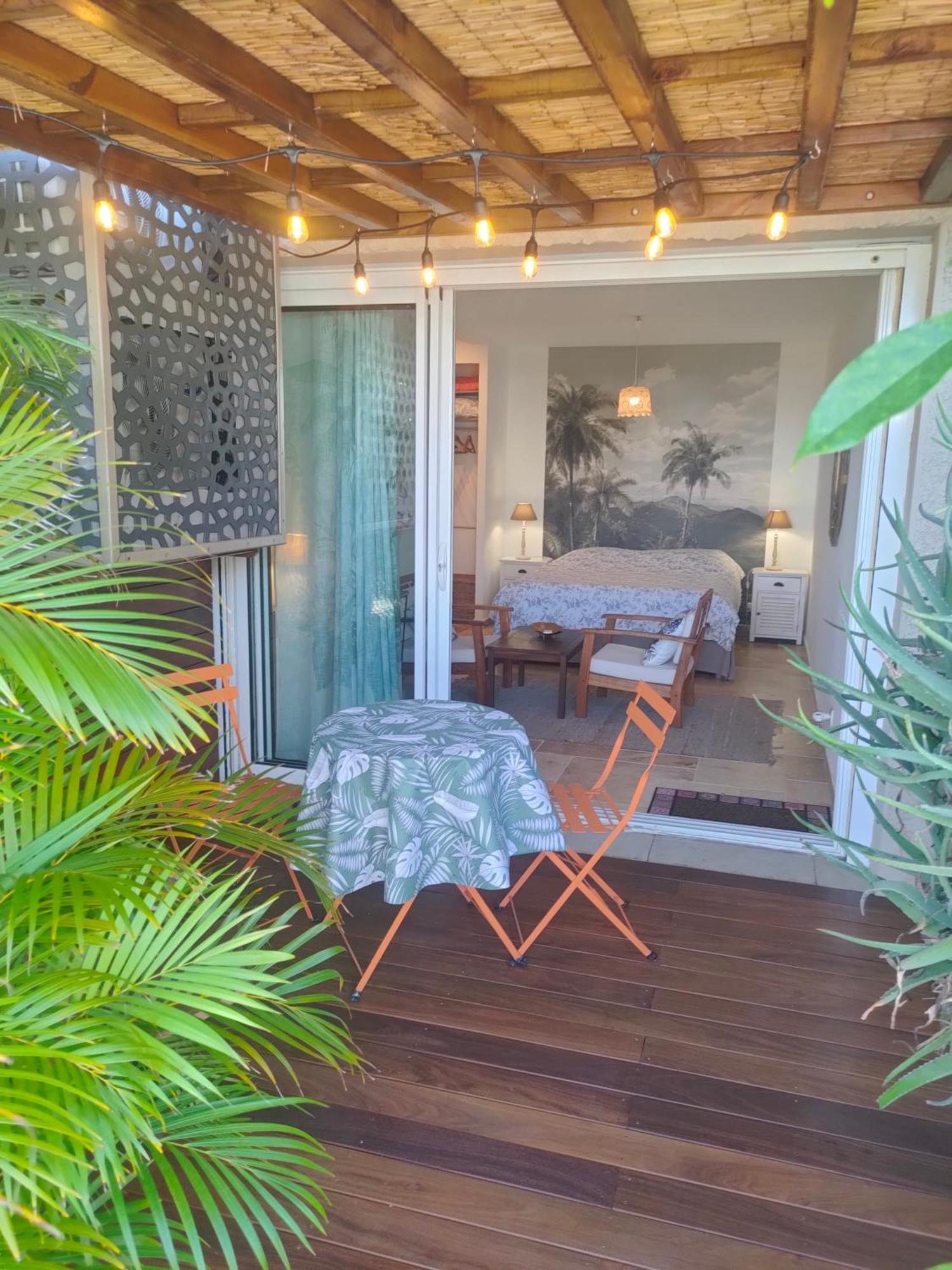 Ferienwohnung Au Claire De L'Eau Saint-Leu Exterior foto